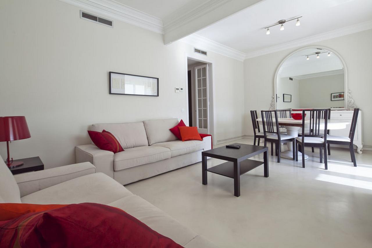 Central And Spacious Family Apartment Barcelona Exteriör bild